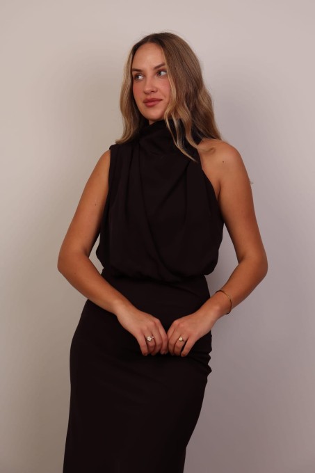 Elegancka sukienka midi z zabudowanym dekoltem czekoladowa