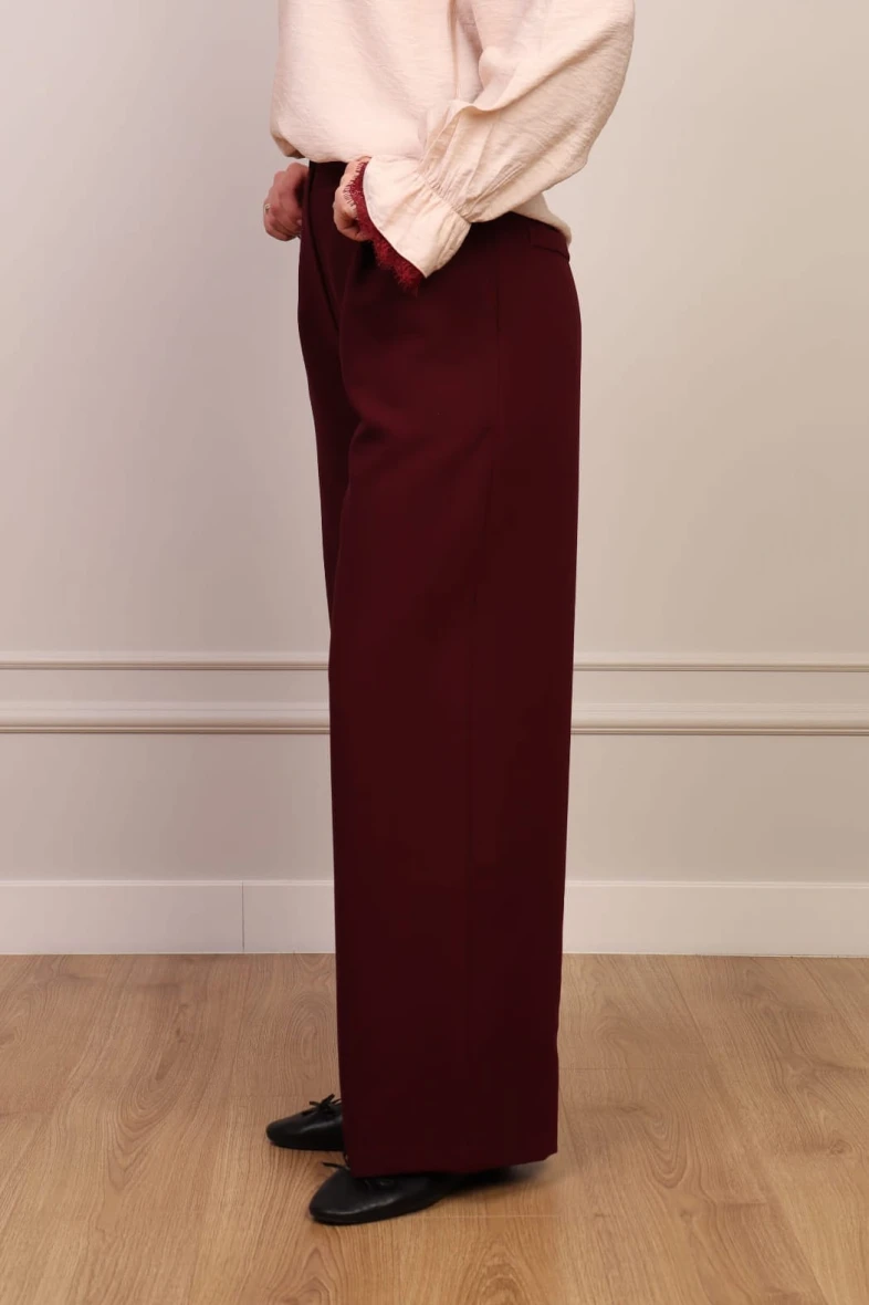 Bordowe eleganckie spodnie