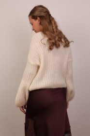 Kremowy puszysty sweter moherowy 60% moher