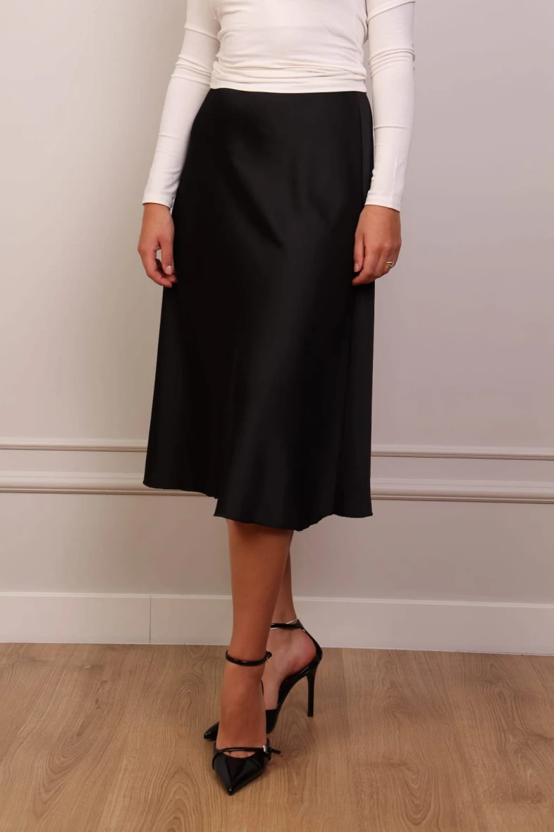 Elegancka czarna spódnica midi z wiskozy